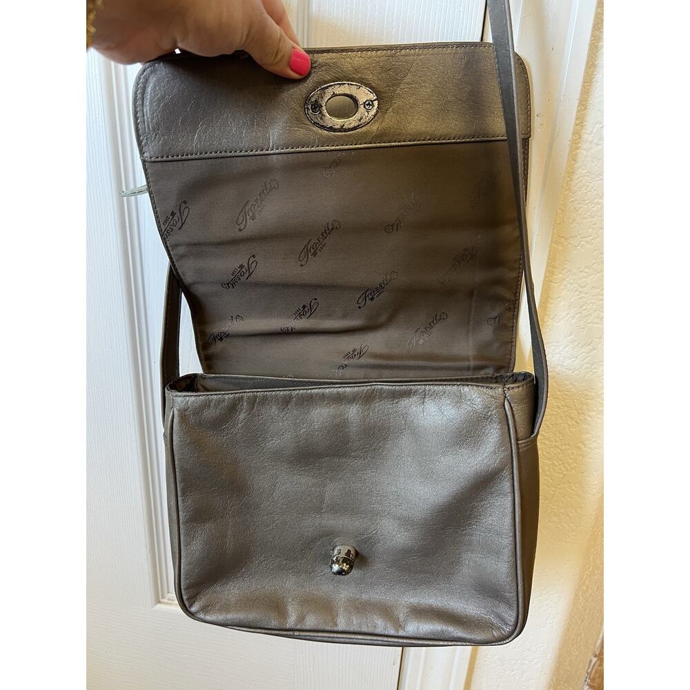 Vintage FOSSIL Crossbody Bag Cognac Grey Leather Flap Purse Turnkey Y2K - Picture 4 of 12